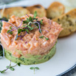 tartare de saumon purée avocat cinq fourchettes recette