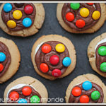 biscuits beurre d'arachide, guimauve et M&M