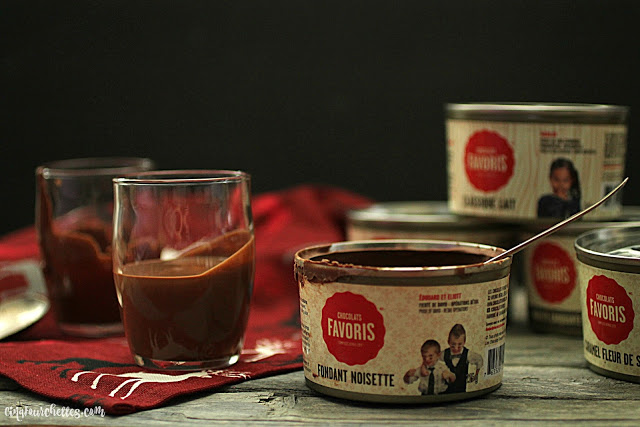 11 trucs inusités à manger avec de la fondue au chocolat (ou une bûche Chocolats Favoris) - Cinq Fourchettes
