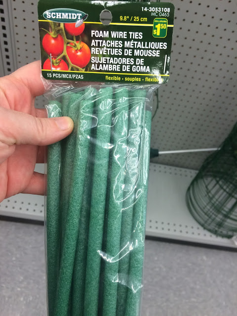 attaches métalliques pour plants de tomates dollarama