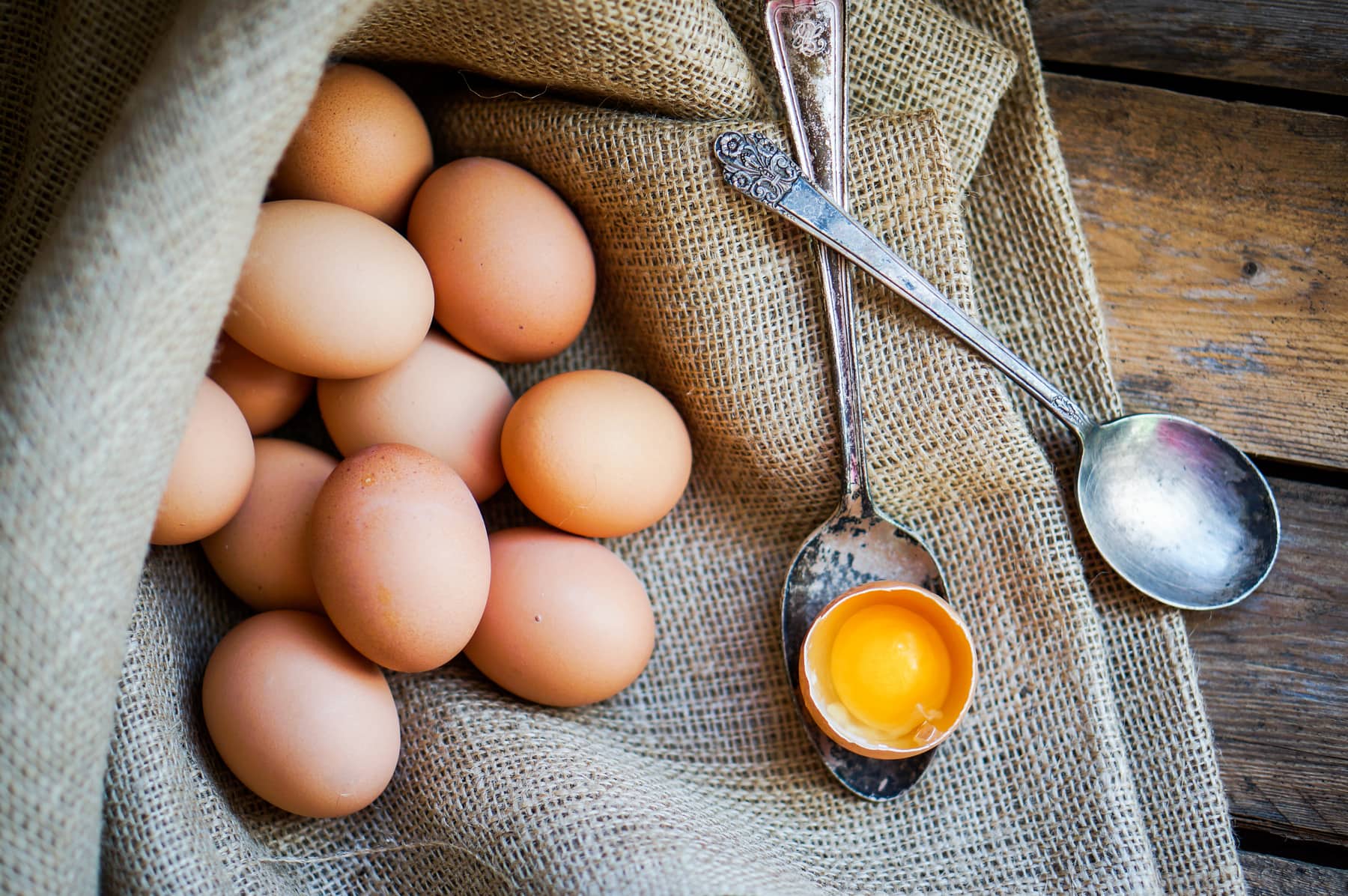 Journée internationale de l'oeuf : 3 idées originales pour déguster les oeufs Cinq Fourchettes