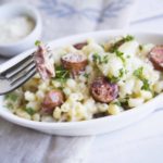 Macaroni au fromage au chou-fleur et saucisses fumées / Cinq Fourchettes