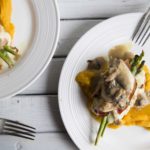 Roulades de poulet, asperges et fromage de Lyne / Cinq Fourchettes