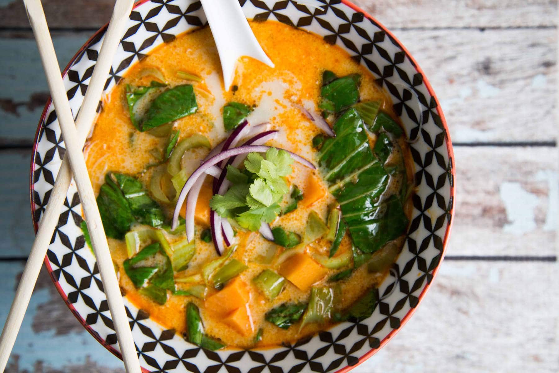 Soupe thaï juste WOW ! Cinq Fourchettes