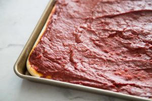 Comment faire une pizza froide aux tomates / Cinq Fourchettes