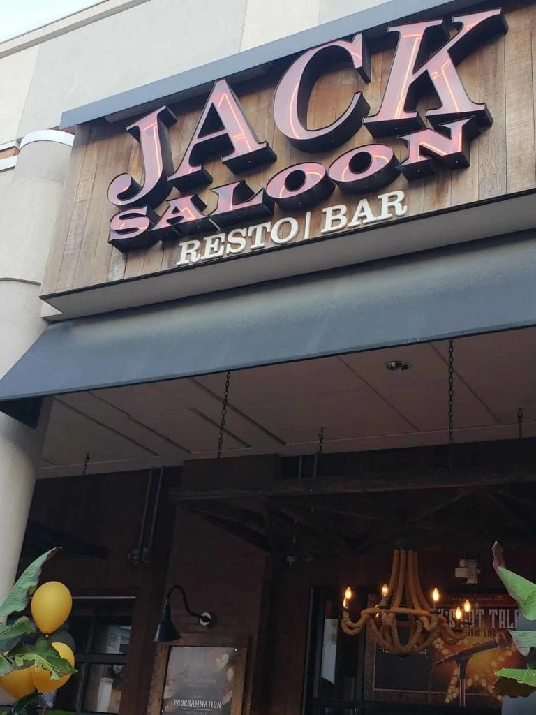 Le Jack Saloon : un endroit vraiment cool pour festoyer Cinq Fourchettes