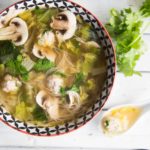 Soupe-repas aux boulettes d'inspiration vietnamienne Cinq Fourchettes
