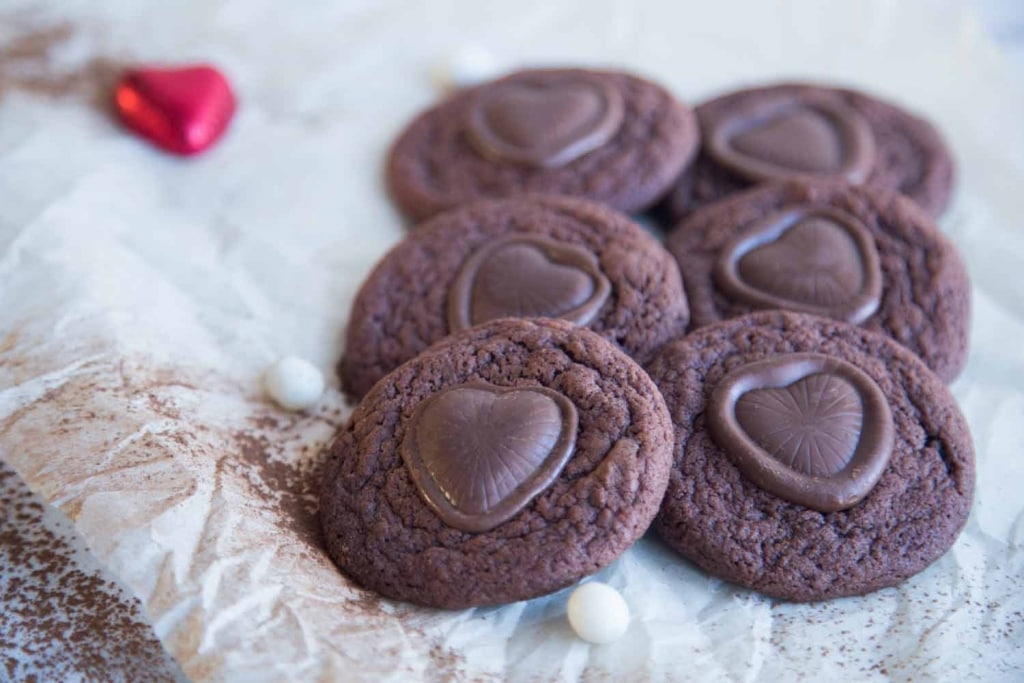 Biscuits coeur de chocolat pour les amoureux de la vie ! Cinq Fourchettes