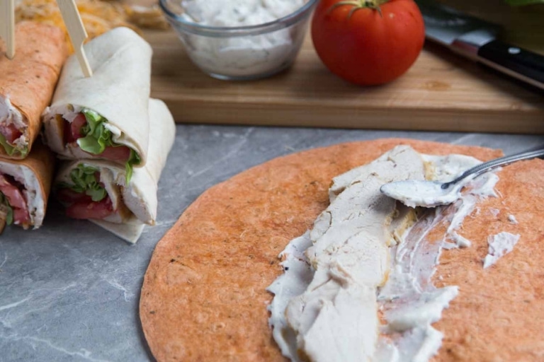 Lunch facile Wrap au poulet avec sauce ranch maison ! » Cinq Fourchettes