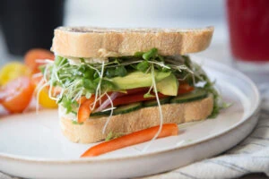 sandwich santé houmous feta Cinq Fourchettes