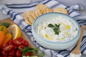 tzatziki maison sauce trempette recette concombre creme sure Cinq Fourchettes recipe