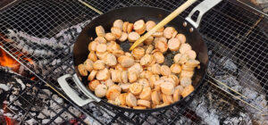 Yeti poelon feu de camp cuisine banc essai Cinq Fourchettes
